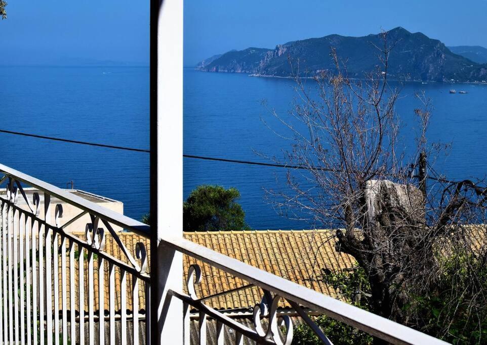 Kiki'S Beautiful House On Famous Village Pentátion エクステリア 写真